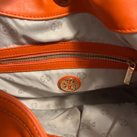 Like New Orange Tory Burch Orange Bag Purse - Picture 4 of 6